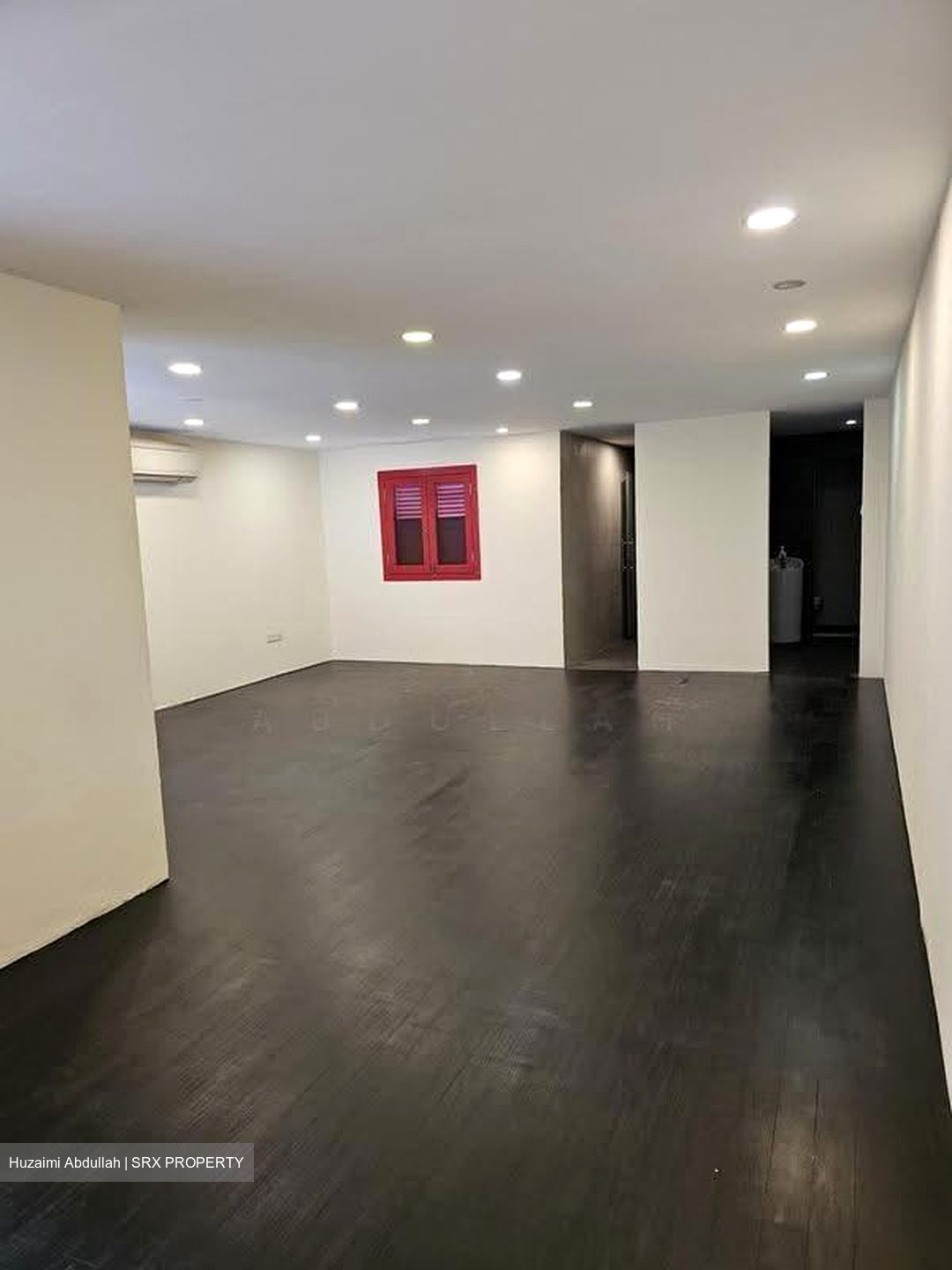 Telok Ayer Street (D1), Office #626860871